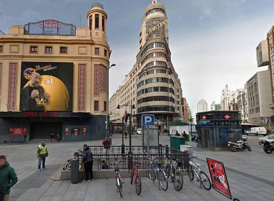 Apartments Plaza Callao Madrid Kültér fotó
