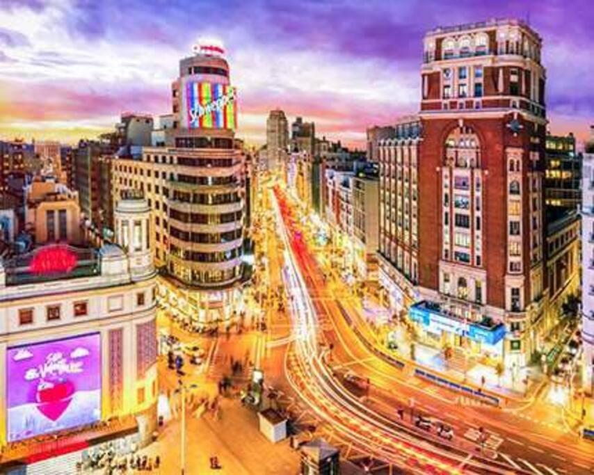 Apartments Plaza Callao Madrid Kültér fotó